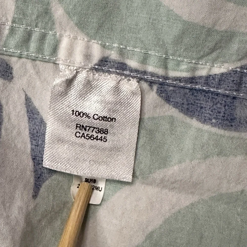 J.Crew Men's M Short Sleeve Shirt Blue Green Geometric Resort Cotton Button Up